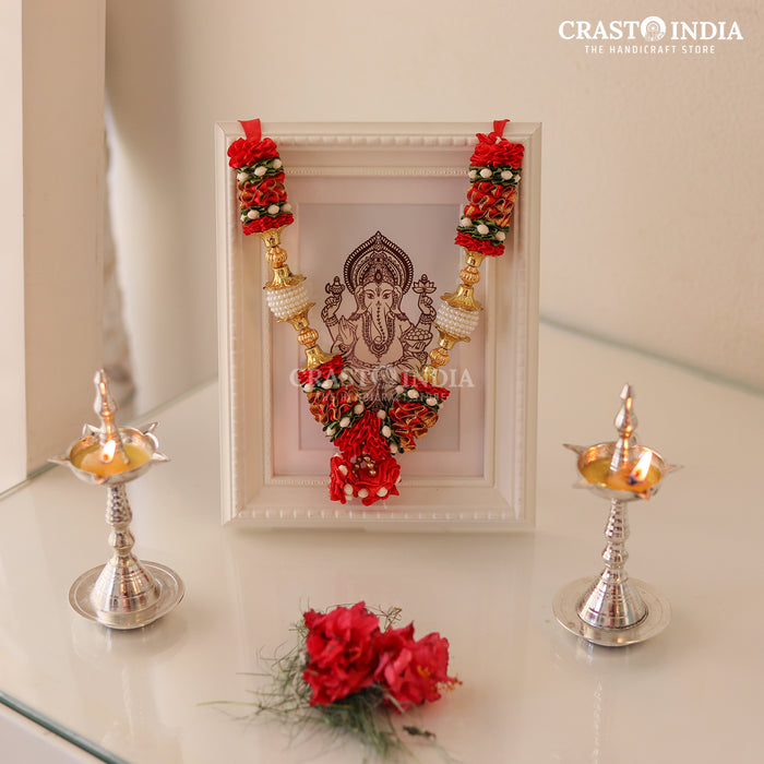 CRASTO INDIA HANDCRAFTED EKADRISHTA RIBBON GARLAND (1 PC) RED