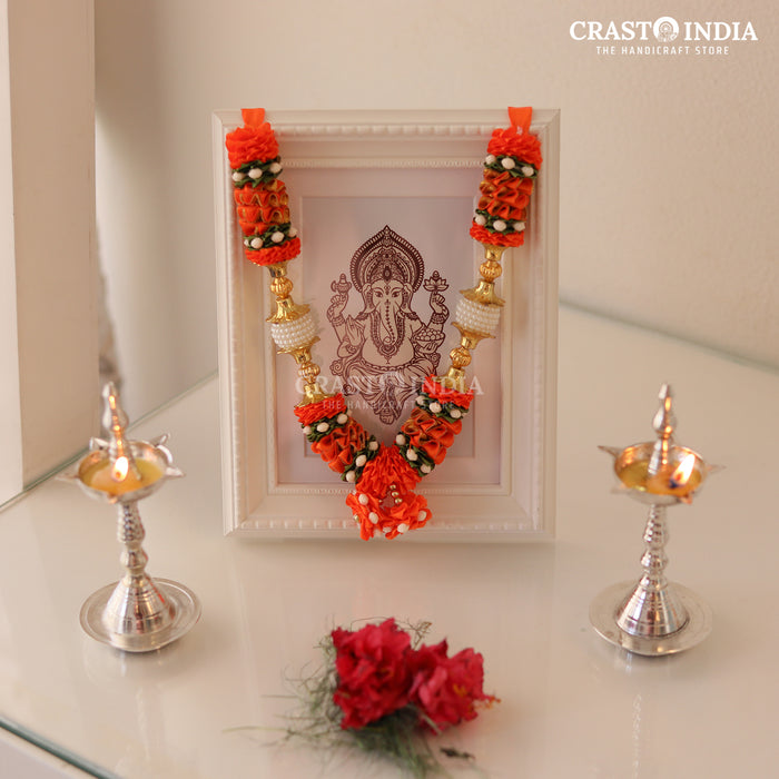 CRASTO INDIA HANDCRAFTED EKADRISHTA RIBBON GARLAND (1 PC) ORANGE