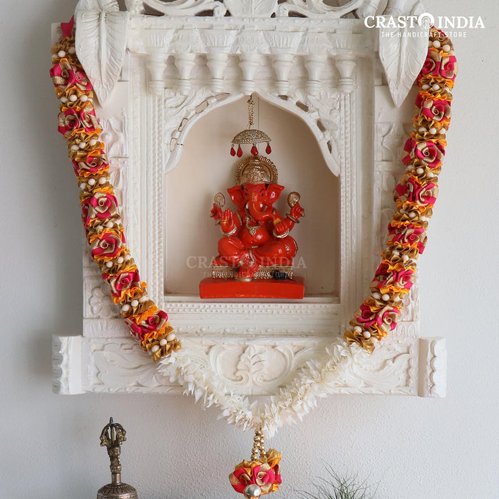 CRASTO INDIA HANDCRAFTED RIBBON GARLAND WITH CHAKRI, ROSES AND GAJRA