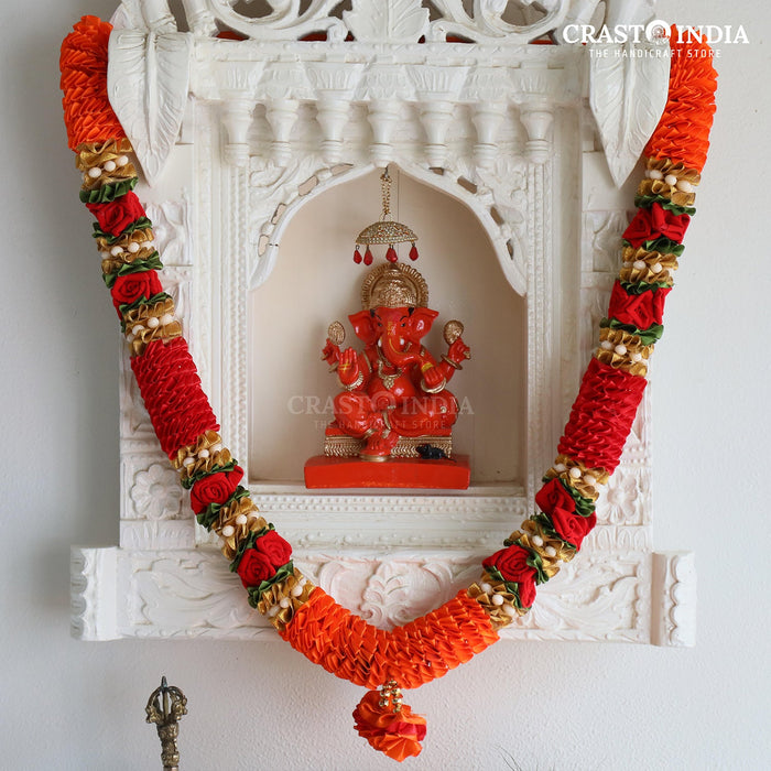 CRASTO INDIA HANDCRAFTED MANGO-WHITE RIBBON GARLAND WITH VELVET ROSES. (AVAILABLE IN 3 COLOURS)