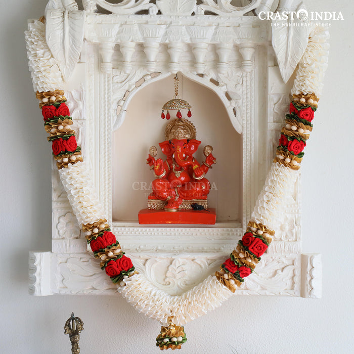 CRASTO INDIA HANDCRAFTED MANGO-WHITE RIBBON GARLAND WITH VELVET ROSES. (AVAILABLE IN 3 COLOURS)