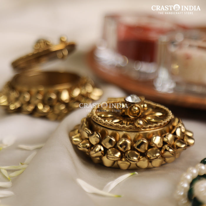 PACK OF 4 PCS - CRASTO INDIA HANDCRAFTED ROUND GHUNGROO JEWELLERY BOX WITH SUNFLOWER SMALL DIAMOND