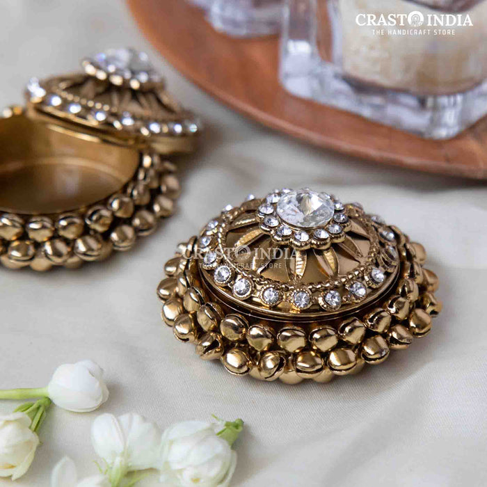 PACK OF 6 PCS - CRASTO INDIA HANDCRAFTED  MINI GHUNGHROO ROUND JEWELLERY BOX FLOWER IN ANTIQUE GOLD FINISH.