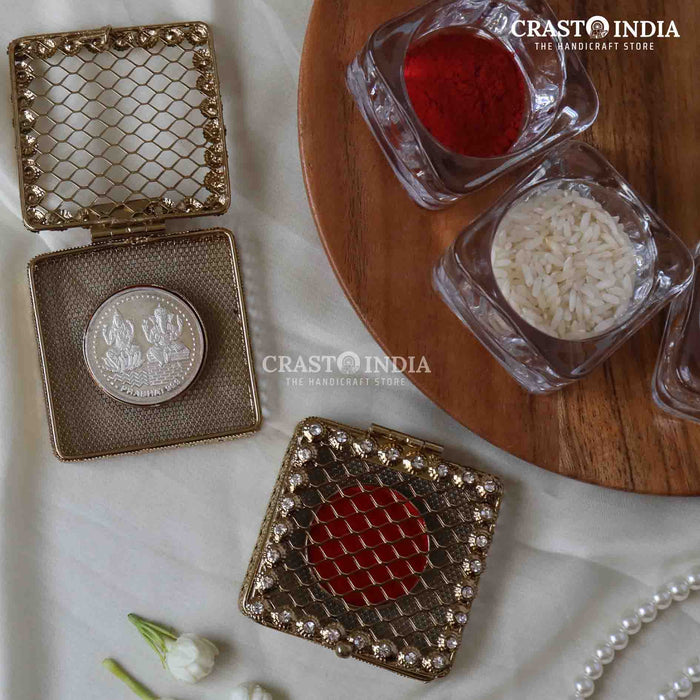 PACK OF 6 PCS - CRASTO INDIA HANDCRAFTED SQUARE SHAPED JAALI COIN BOX WITH VELVET