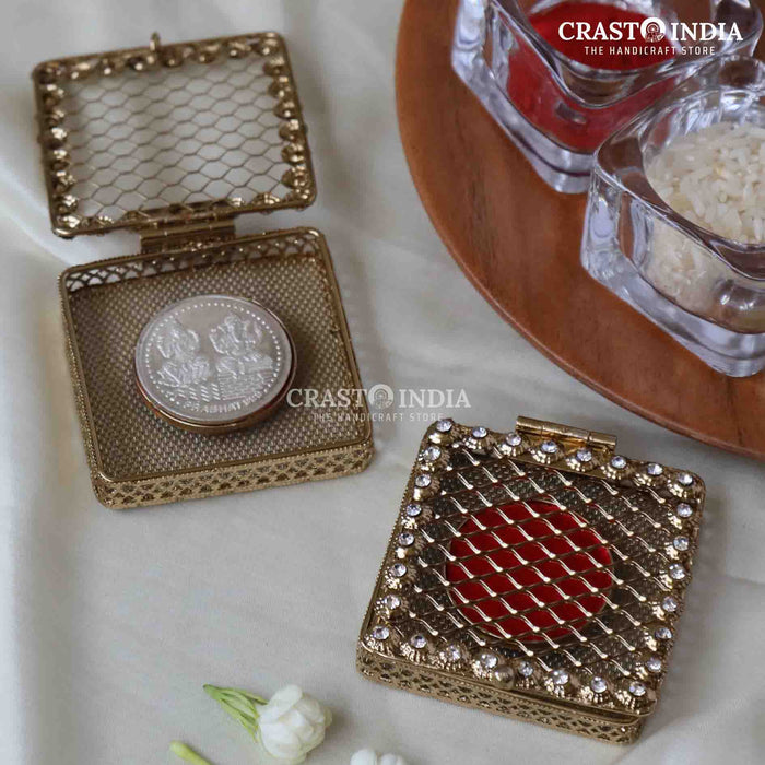 PACK OF 6 PCS - CRASTO INDIA HANDCRAFTED SQUARE SHAPED JAALI COIN BOX WITH VELVET