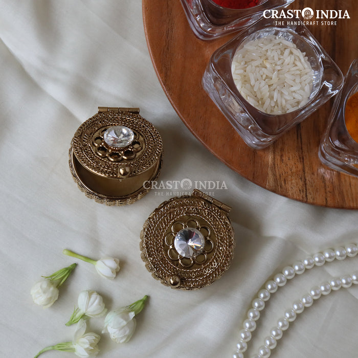 PACK OF 6 PCS - CRASTO INDIA HANDCRAFTED SINDOOR / COIN BOX WITH FLORAL STONEWORK IN ANTIQUE GOLD FINISH