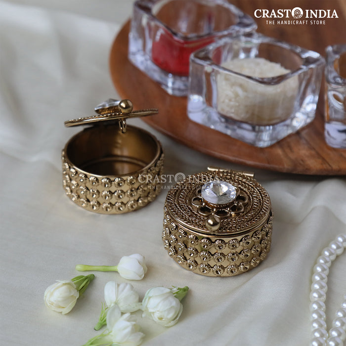 PACK OF 6 PCS - CRASTO INDIA HANDCRAFTED SINDOOR / COIN BOX WITH FLORAL STONEWORK IN ANTIQUE GOLD FINISH