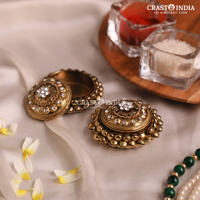 PACK OF 6 PCS - CRASTO INDIA HANDCRAFTED ROUND GHUNGROO JEWELLERY BOX WITH DOTTED STONES WITHOUT HINGE .